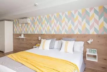 Отель Bypillow House