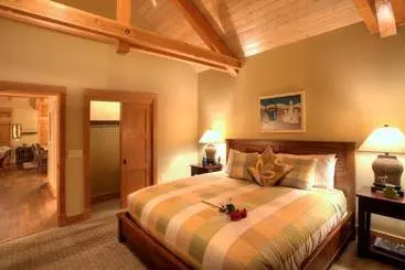 בית מלון כפרי Lodges At Cannon Beach