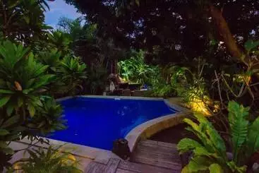 Hotel Rice Barn And Rooms