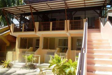 リゾートホテル Sunday Flower