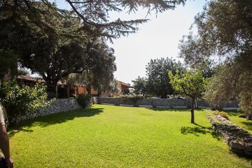 קוטג'' Agriturismo Borgo Degli Ulivi