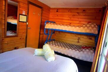 호스텔 Hanmer Backpackers