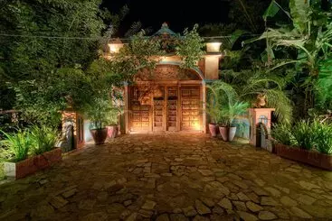 Aamiaismajoitus (B&B) Dcanal House