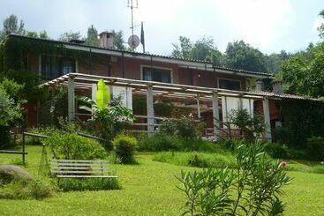 مبيت وإفطار Fattoria Sequoia