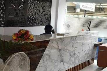 Hotel Pph Living S Grand