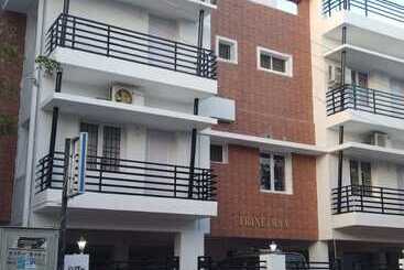 Hotel The Altruist Business Stays