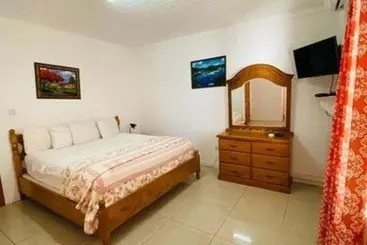 هتل Grand Anse Beach Palace