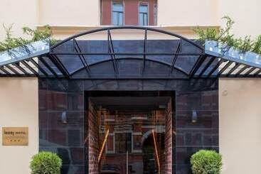 شقة فندقية Izzzi By Vladimirskaya