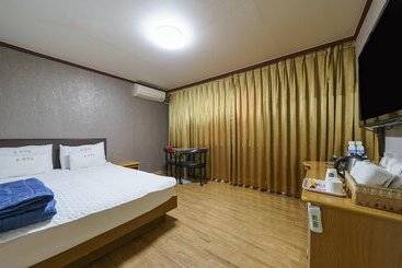 모텔 Busan Seodong Zen