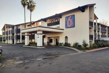 モーテル Studio 6 Ontario Ca Convention Center Airport