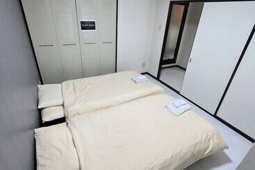 Gojo Sefiapartment 101