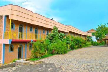 Hotel Auberge Saint Jean Leopold Kanombe