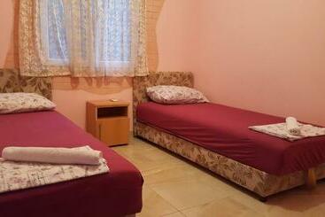 پانسیون As Montenegro Suites