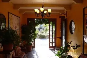 ホテル The M Solvang