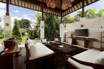 אתר נופש Villa Nelayan By Nakula