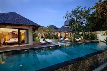 אתר נופש Villa Nelayan By Nakula