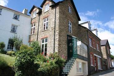 Bed and Breakfast The Fernery