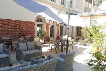 ホテル Castel Maintenon Handwritten Collection