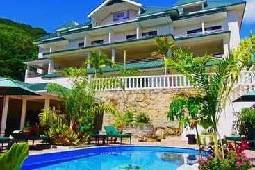 هتل Hanneman Holiday Residence