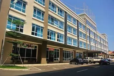 Otel Putatan Platinum