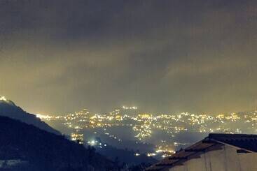 בית מלון כפרי Saiva Hill Resort