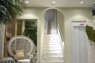 مسافرخانه Suite Dreams Montecatini