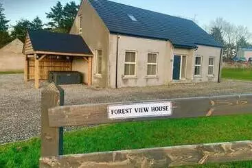 Residenssi Forest View House   Private Hot Tub