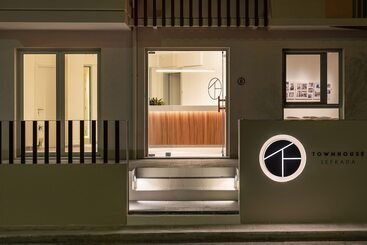 هتل آپارتمان Townhouse Lefkada