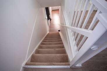 קוטג'' Cozy 3bedroom Home In Luton