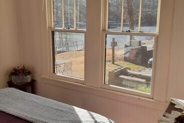 Edgewater Resort Cottage #1