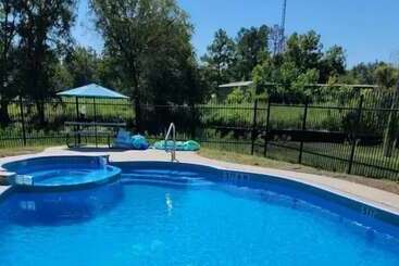 منتجع Harmon Creek Marina And Campground