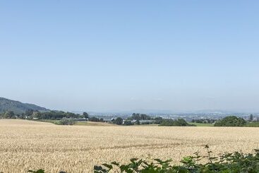Stunning 1 Bed Cottage With Hot Tub In Ross On Wye
