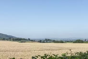 Stunning 1 Bed Cottage With Hot Tub In Ross On Wye
