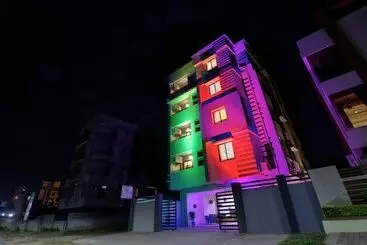 Itsy Hotels Carnival Inn