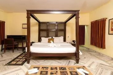ホテル Kurja Resort