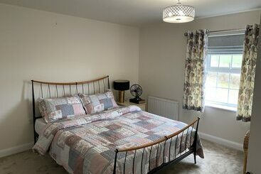 レジデンス Charming 4 Bed House In Grantham