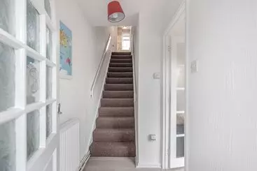 Residenssi Tms Lovely 3 Bed House Tilbury Free Parking