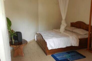 בית מלון כפרי Tara Plage