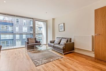 آپارتمان Lanterns Court By Bridgestreet