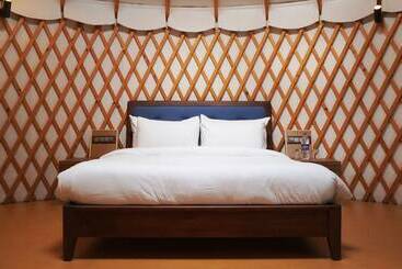 Hotel Shanti Resorts