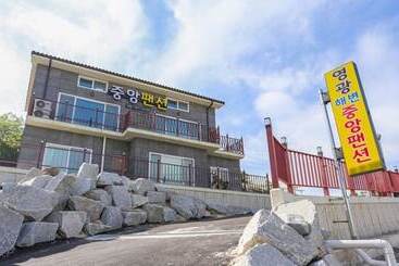 Yeonggwang Beach Central Pension