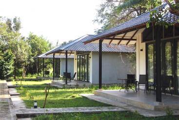 ホテル Nivadoo Resort Sigiriya