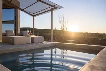 Hotelli Santopaz Suites