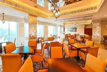 Hotel Goroomgo Green Hill Imphal