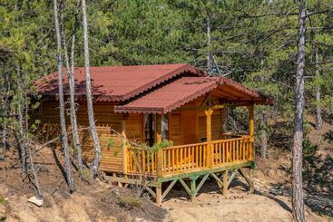 בית מלון כפרי Tahtalı Gol Evleri