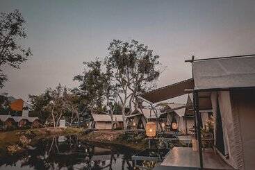 Otel The Tree Riverside Kaeng Krachan