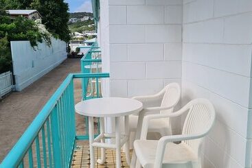 Emthree Seaside Apartments