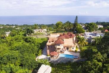 پانسیون Ocean View Terrace