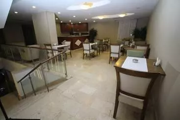 Vali Erdogan Konuk Evi Hitit Otel