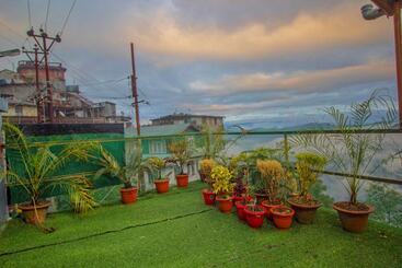 Hotel Goroomgo Neerala Dreams Darjeeling